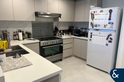 Снять в аренду квартиру в Аль-Кифафе, Дубай: 2 спальни, 134м², № 79146 - фото 6