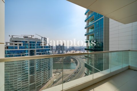 Apartamento en Jumeirah Beach Residence, Dubai, 3 dormitorios, 214.42012400 m², № 84955 - foto 5