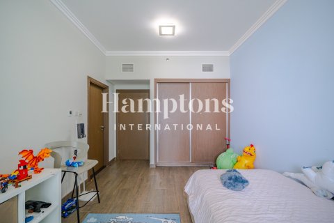 Apartamento en Jumeirah Beach Residence, Dubai, 3 dormitorios, 214.42012400 m², № 84955 - foto 10