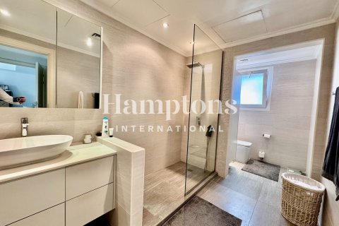 Villa in Springs 2, The Springs, Dubai 3 bedrooms, 254.99922537 sq.m. № 85202 - photo 11