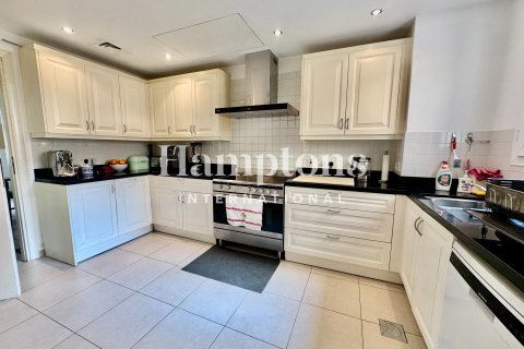 Villa in Springs 2, The Springs, Dubai 3 bedrooms, 254.99922537 sq.m. № 85202 - photo 6