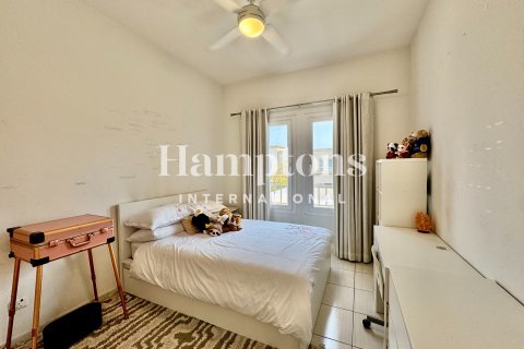 Villa in Springs 2, The Springs, Dubai 3 bedrooms, 254.99922537 sq.m. № 85202 - photo 4