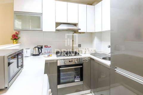 Apartment in Glitz, Dubai Studio City, Dubai 2 bedrooms, 120 sq.m. № 66633 - photo 12