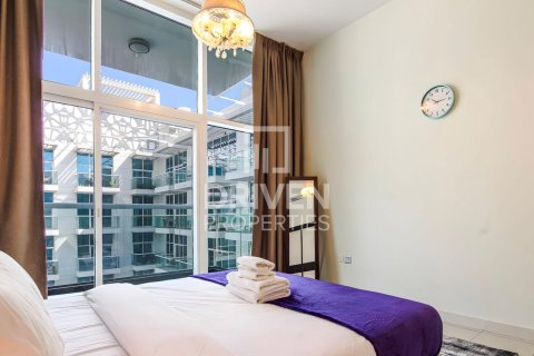 Apartment in Glitz, Dubai Studio City, Dubai 2 bedrooms, 120 sq.m. № 66633 - photo 6