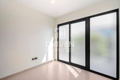 Townhouse in Aura, Tilal Al Ghaf, Dubai 3 bedrooms, 201 sq.m. № 66631 - photo 10