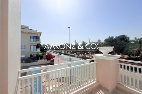 Townhouse in Jumeirah Village Circle, Dubai 4 bedrooms, 285 sq.m. № 94459 - photo 23