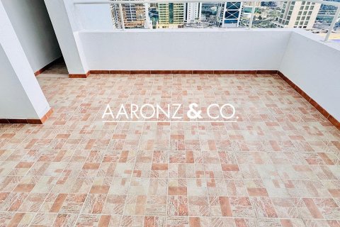 Apartment in Dubai Marina, Dubai 2 bedrooms, 161 sq.m. № 94461 - photo 9