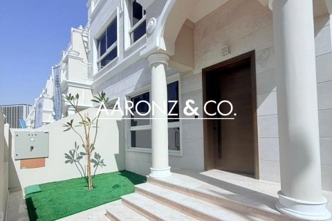 Townhouse in Jumeirah Village Circle, Dubai 4 bedrooms, 285 sq.m. № 94457