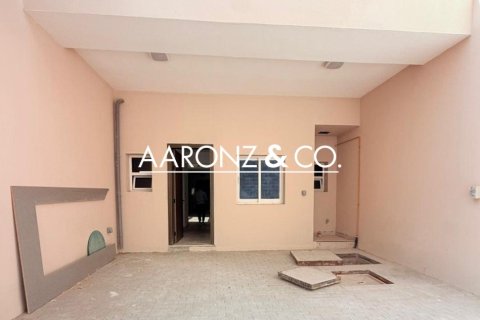Townhouse in Jumeirah Village Circle, Dubai 4 bedrooms, 285 sq.m. № 94457 - photo 26