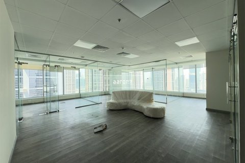 Снять в аренду офис в Бизнес-Бэе, Дубай: 151.9м², № 49658 - фото 1