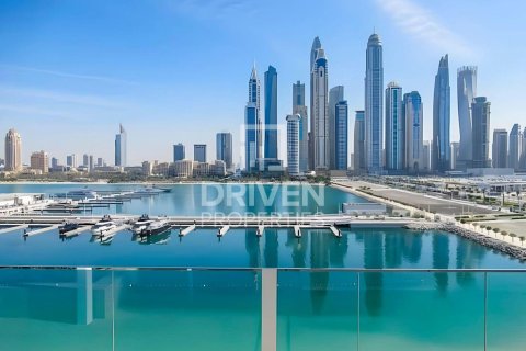 شقة في EMAAR Beachfront, Dubai Harbour, دبي 2 غرف نوم, 128.3 م² رقم 129205