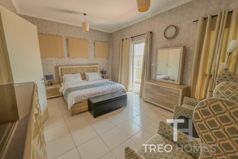 Снять в аренду таунхаус в The Springs, Дубай: 3 спальни, 209м², № 13549 - фото 8