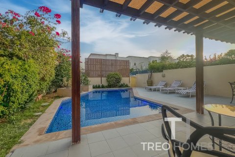 Снять в аренду таунхаус в The Springs, Дубай: 3 спальни, 209м², № 13549 - фото 19