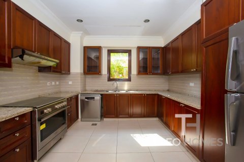 Villa in Casa, Arabian Ranches 2, Dubai 5 bedrooms, 313 sq.m. № 13535 - photo 4