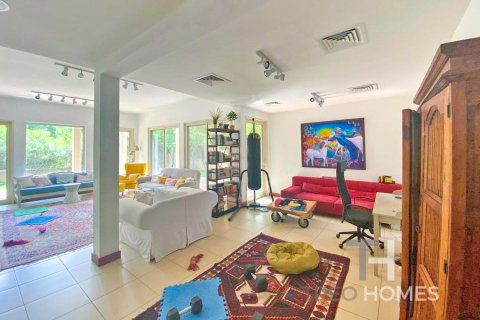 Villa à Arabian Ranches, Dubai, 3 chambres, 309 m², № 13542 - photo 13