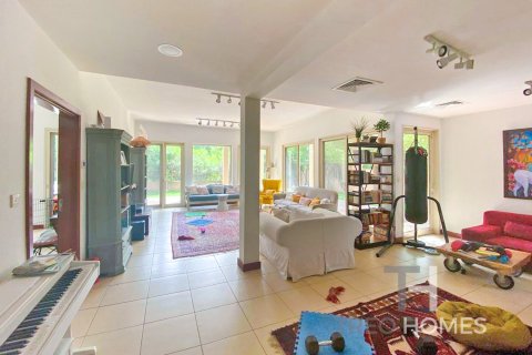 Villa à Arabian Ranches, Dubai, 3 chambres, 309 m², № 13542 - photo 2