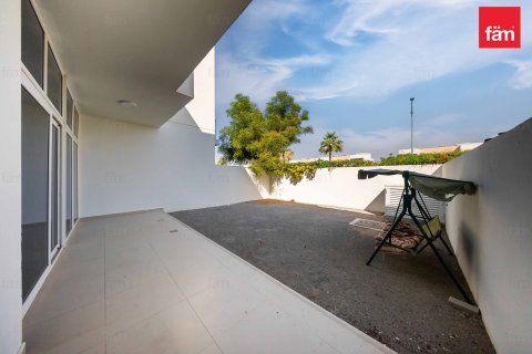 Снять в аренду таунхаус в Дубае: 4 спальни, 174.7м², № 71603 - фото 19