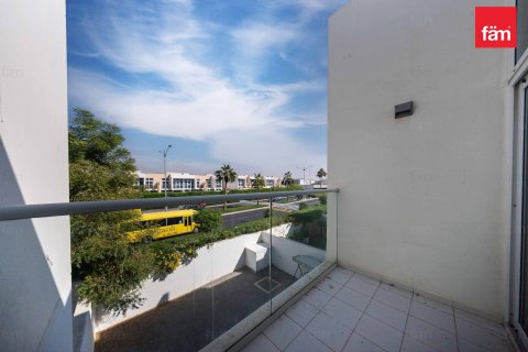 Снять в аренду таунхаус в Дубае: 4 спальни, 174.7м², № 71603 - фото 18