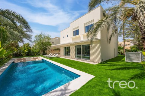 Villa in Meadows, Dubai 5 bedrooms, 336.68 sq.m. № 123498 - photo 23