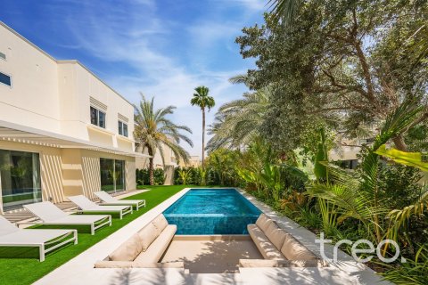 Villa in Meadows, Dubai 5 bedrooms, 336.68 sq.m. № 123498 - photo 22
