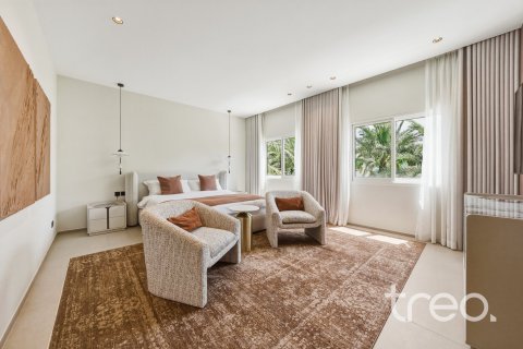 Villa in Meadows, Dubai 5 bedrooms, 336.68 sq.m. № 123498 - photo 11