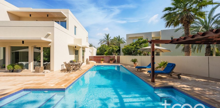 Villa en Saheel, Arabian Ranches, Dubai, 5 dormitorios, 456.06 m², № 123497