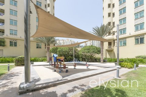 Appartement à Shoreline Apartments, Palm Jumeirah, Dubai, 2 chambres, 144 m², № 37840 - photo 2