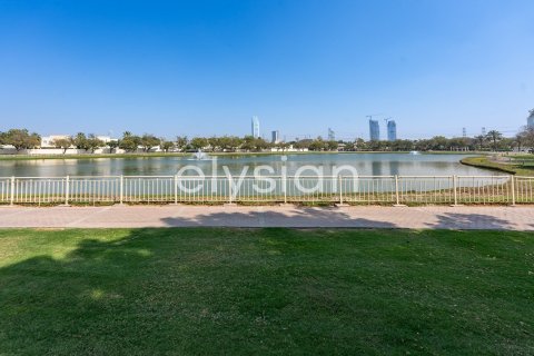 Villa à Meadows, Dubai, 4 chambres, 386 m², № 37844 - photo 1