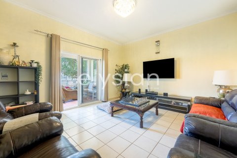Villa à Meadows, Dubai, 4 chambres, 386 m², № 37844 - photo 4