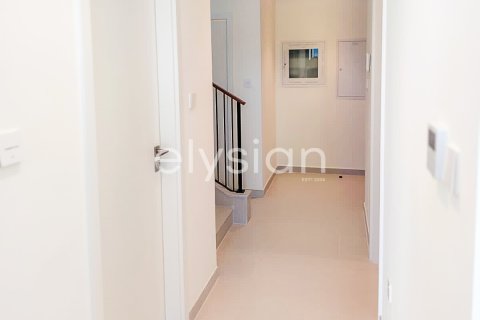 Adosado en EMAAR South, Dubai South (Dubai World Central), Dubai, 3 dormitorios, 144 m², № 37839 - foto 3