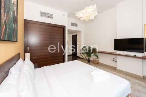 Купить квартиру в Sparkle Towers, Дубай Марина, Дубай: 1 спальня, 76м², № 37843 - фото 6