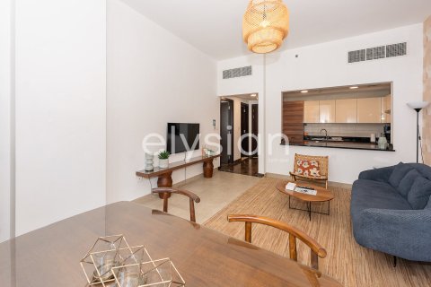 Купить квартиру в Sparkle Towers, Дубай Марина, Дубай: 1 спальня, 76м², № 37843 - фото 16