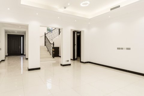 Villa en Alvorada, Arabian Ranches, Dubai, 5 dormitorios, 724.27 m², № 134004 - foto 12