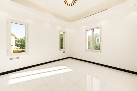 Villa en Alvorada, Arabian Ranches, Dubai, 5 dormitorios, 724.27 m², № 134004 - foto 11