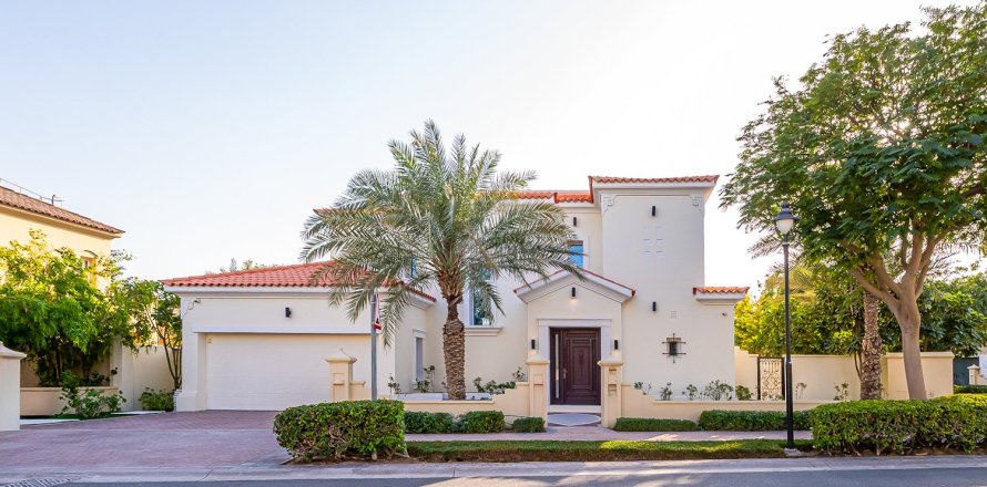 Villa en Alvorada, Arabian Ranches, Dubai, 5 dormitorios, 724.27 m², № 134004