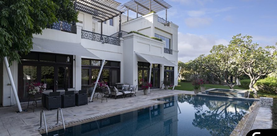 Вилла в Desert Leaf, Аль-Барари, Дубай, 6 спален, 1386м², № 98383