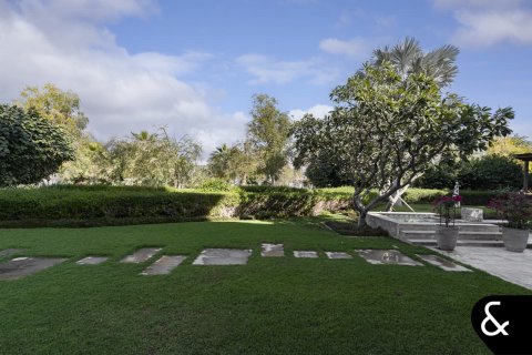 Купить виллу в Desert Leaf, Аль-Барари, Дубай: 6 спален, 1386м², № 98383 - фото 5