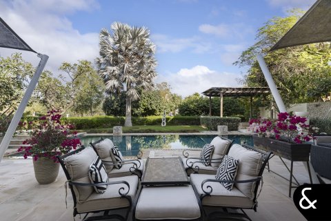 Купить виллу в Desert Leaf, Аль-Барари, Дубай: 6 спален, 1386м², № 98383 - фото 2