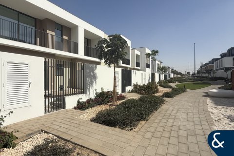 Adosado en Arabian Ranches 3, Dubai, 3 dormitorios, 174 m², № 98371 - foto 16