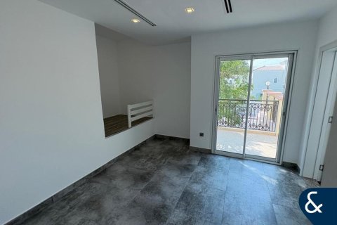 Villa in Jumeirah Village Triangle, Dubai 3 bedrooms, 675 sq.m. № 98372 - photo 15