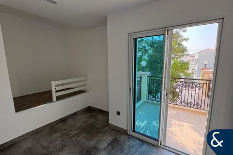 Villa in Jumeirah Village Triangle, Dubai 3 bedrooms, 675 sq.m. № 98372 - photo 16