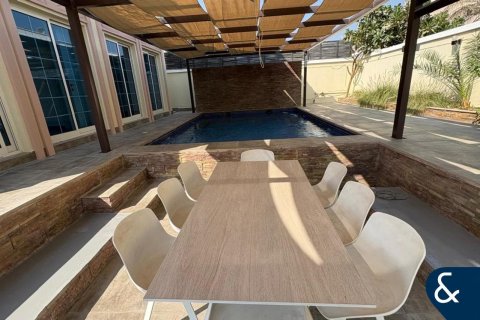 Villa in Jumeirah Village Triangle, Dubai 3 bedrooms, 675 sq.m. № 98372 - photo 26