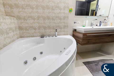 Villa in The Villa, Dubai 7 bedrooms, 650 sq.m. № 98385 - photo 16