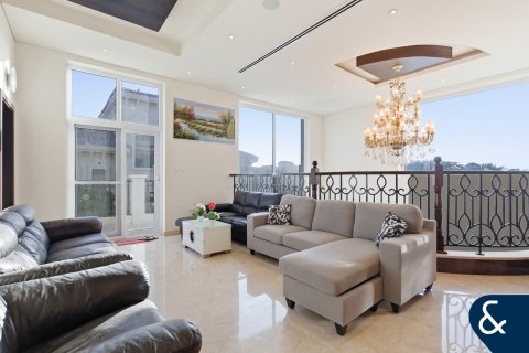 Villa in The Villa, Dubai 7 bedrooms, 650 sq.m. № 98385 - photo 17