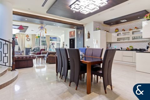 Villa in The Villa, Dubai 7 bedrooms, 650 sq.m. № 98385 - photo 3