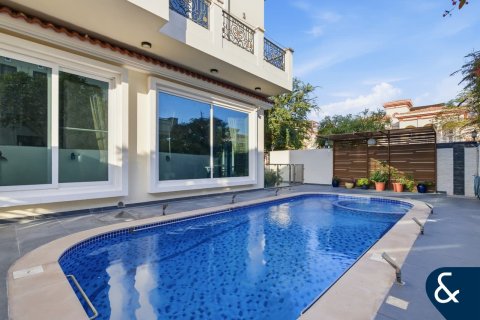 Villa in The Villa, Dubai 7 bedrooms, 650 sq.m. № 98385 - photo 20