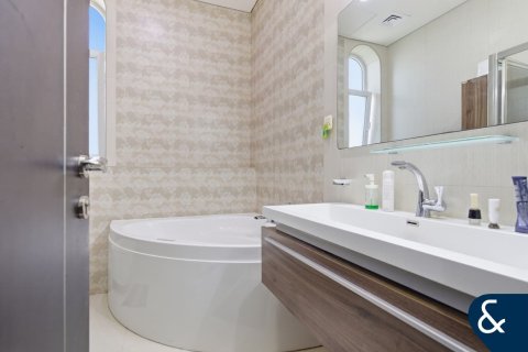 Villa in The Villa, Dubai 7 bedrooms, 650 sq.m. № 98385 - photo 11