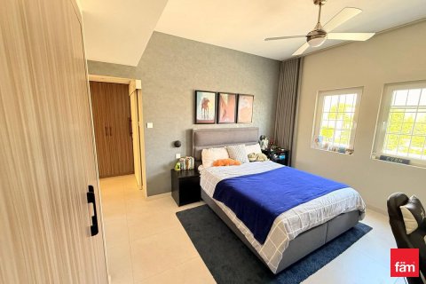 Villa en Dubai, 5 dormitorios, 529.6 m², № 55704 - foto 15