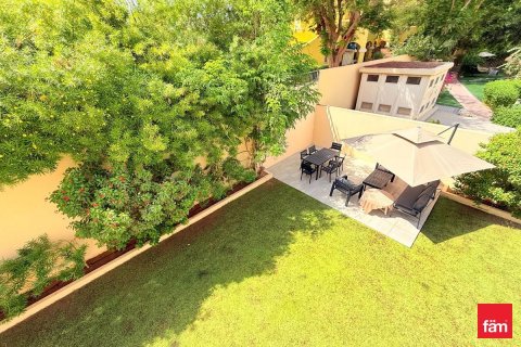 Villa en Dubai, 5 dormitorios, 529.6 m², № 55704 - foto 25
