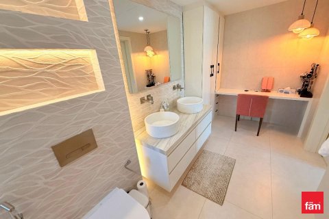 Villa en Dubai, 5 dormitorios, 529.6 m², № 55704 - foto 17